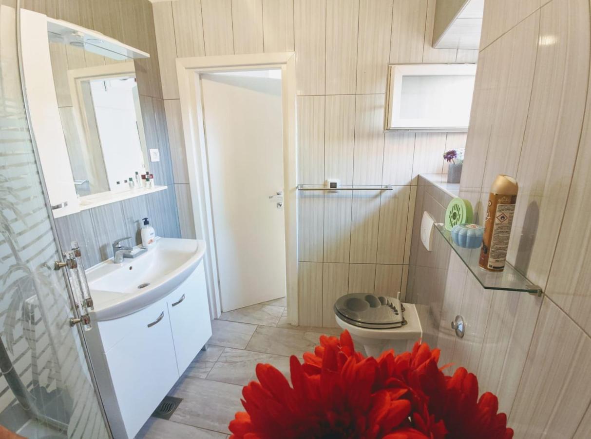 Glorianita Sweethome,Centro, Free Parking,Self Check- In Szybenik Zewnętrze zdjęcie