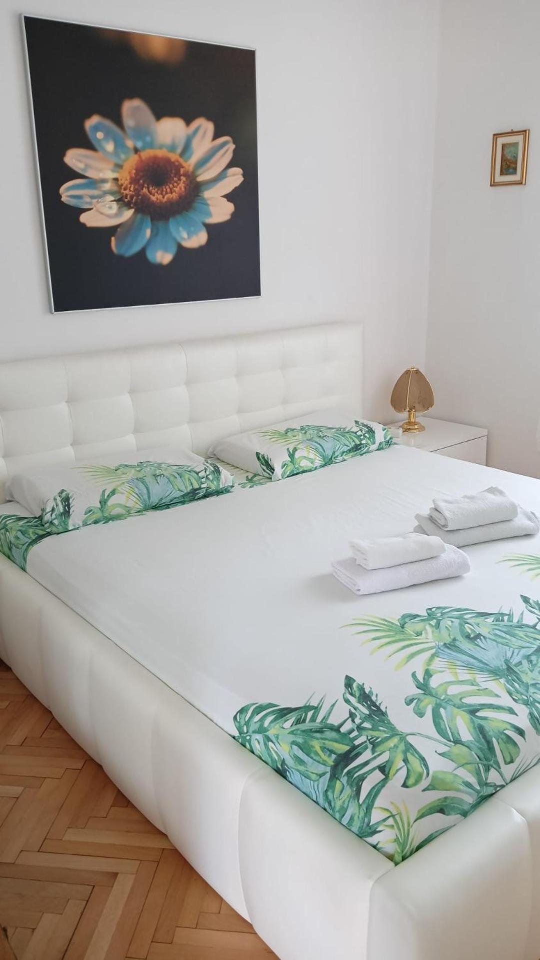 Glorianita Sweethome,Centro, Free Parking,Self Check- In Szybenik Zewnętrze zdjęcie
